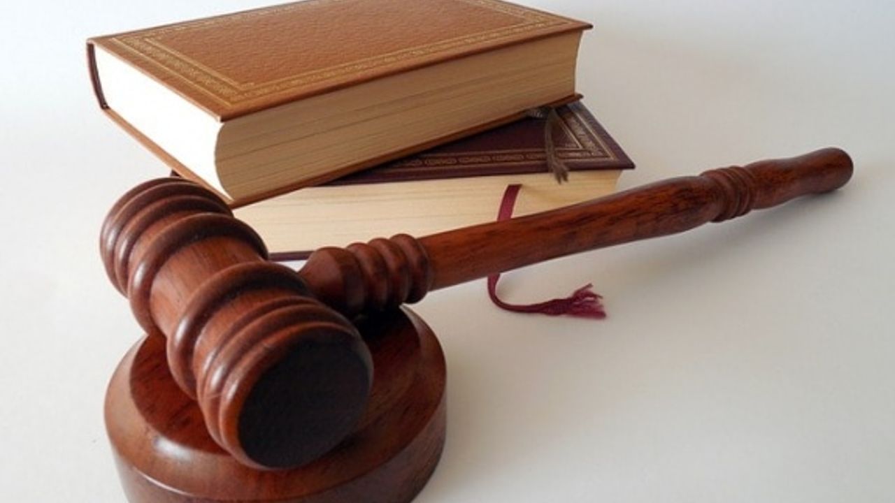 Alımların bölünerek  22 d doğrudan temin ile yapılmasında ceza sorumluluğu