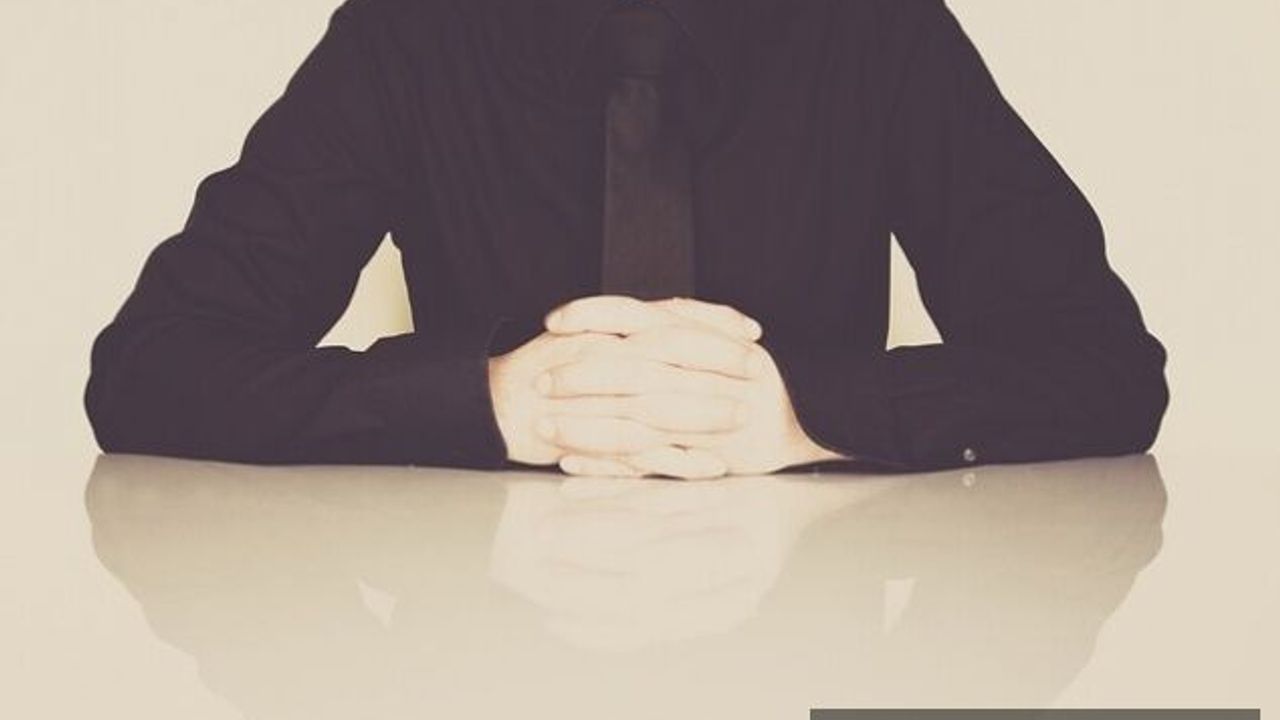 İhale komisyonu yedek üyesine ihale işlem dosyası verilebilir mi?