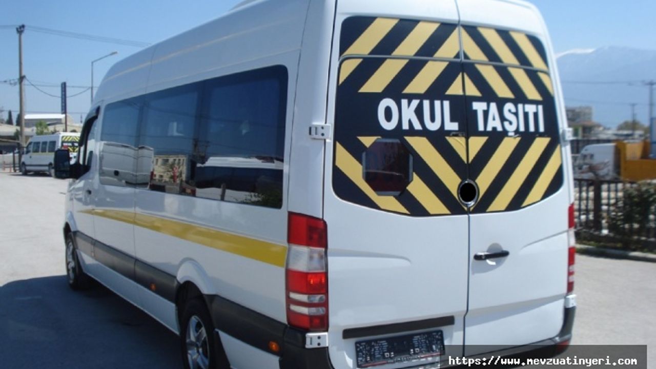 MEB okul servislerinde  araç yaş sınırı kaçtır.