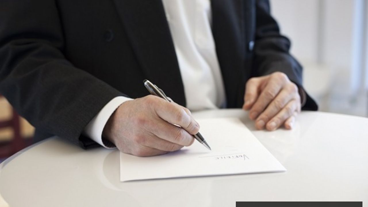 Belediye bütçesinden özel kalem personeline kıyafet alınabilir mi?