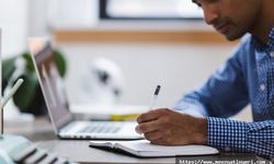 Memurun yıllık izni,  tatil günlerine denk gelirse izin hesabı nasıl yapılır?