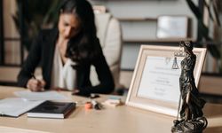 Diploması sahte çıkan öğretmenden hangi ödemeler istendi?