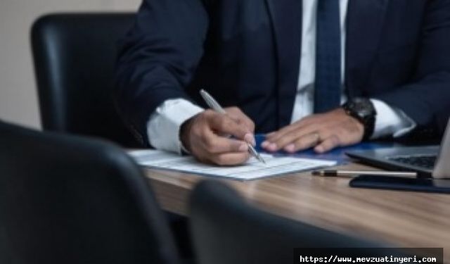 Görevden uzaklaştırılan memurun maaşından kesilen tutar karar kesinleşmeden iade edilmemeli