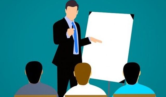 Memurun siyasi parti toplantılarına katılması mümkün mü?