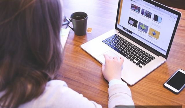 Memurluğu kazanan işçi istifa ederse tazminat alır mı?