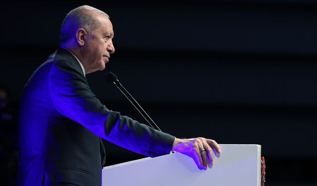 Cumhurbaşkanından toplu sözleşme ve koruyucu giyecek yardımı açıklaması